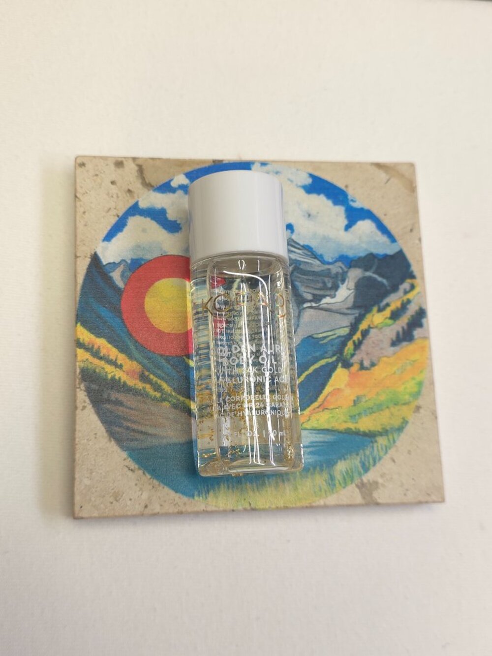Kopari Golden Aura Body Oil with 24K Gold & Hyaluronic Acid - 20ml - Picture 2 of 6